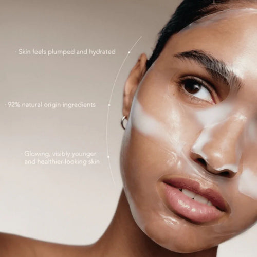 Applying the Collagen Overnight Glow Mask